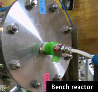 Bench reactor